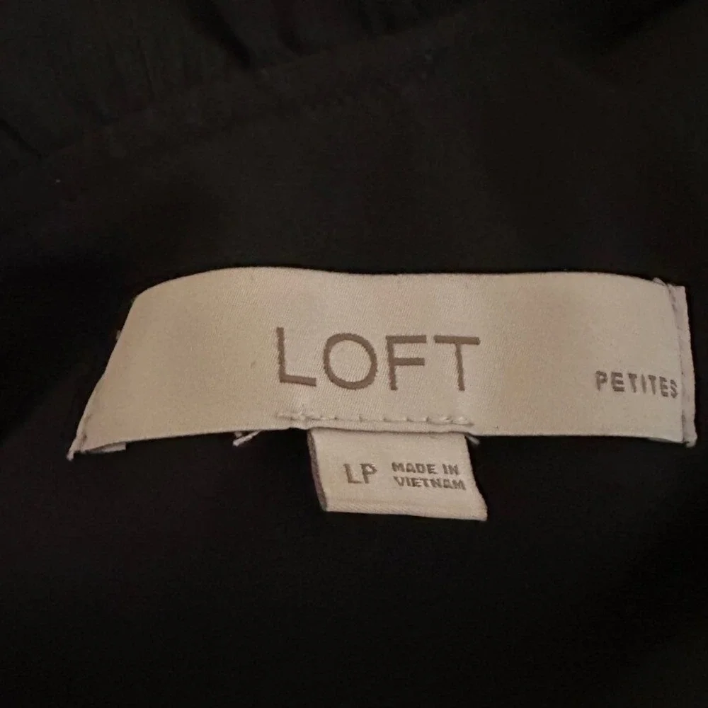 LOFT Blouse Women Black Ruffle Mock Neck Puff Sleeve Chic Chiffon Elegant ‎ LP
